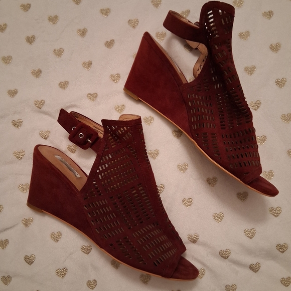 🔥3/$70 🎉S-HP🎉 Halogen Women's Peep-Toe Wedges - Picture 11 of 12